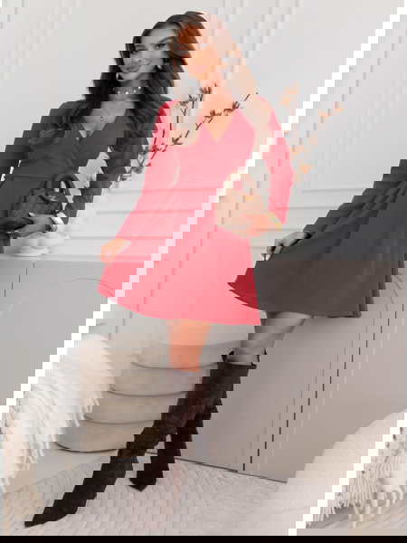 Malinowa sukienka z... 2