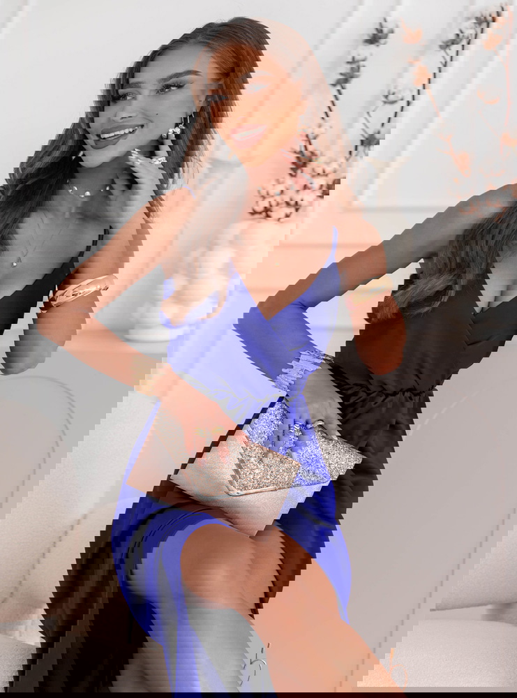 Chabrowa sukienka satynowa maxi na...