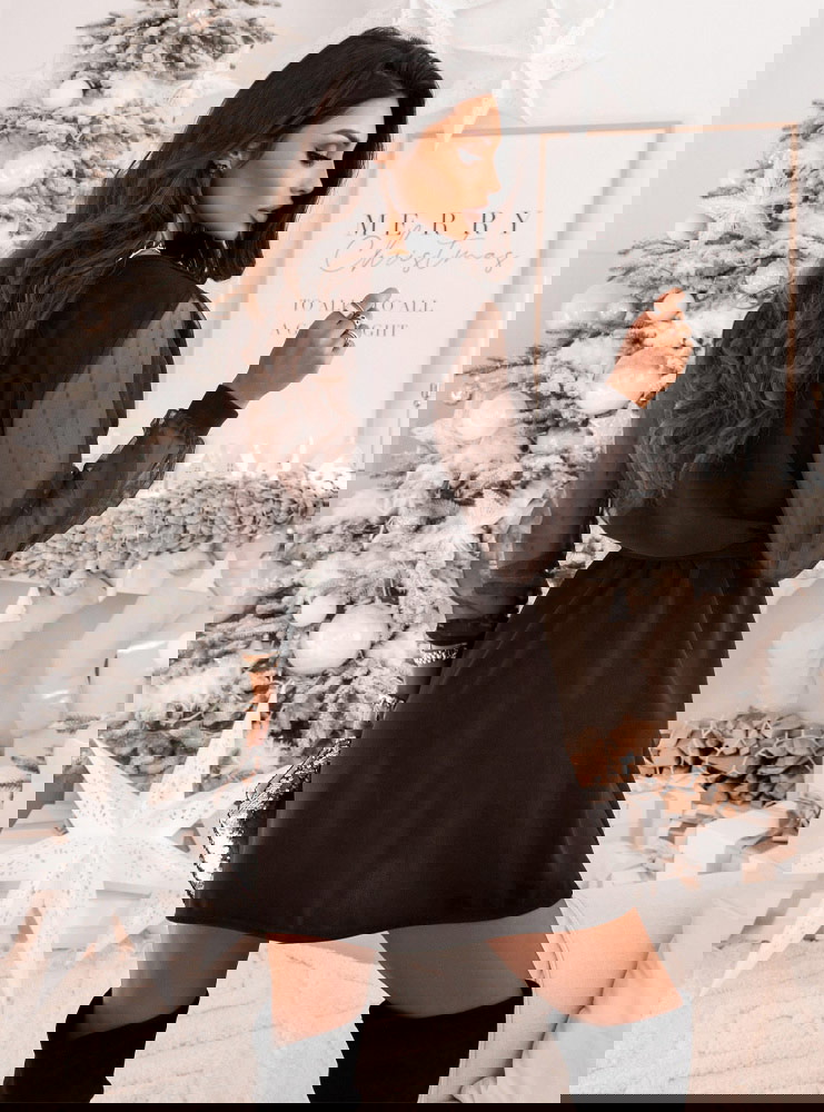 Czekoladowa sukienka z przekładanym...