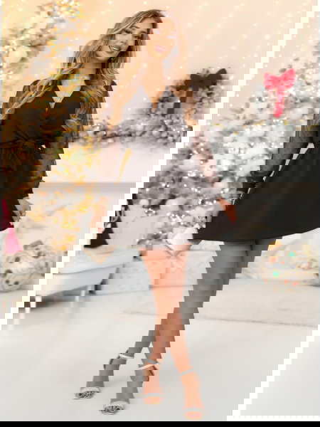 Czekoladowa sukienka z... 2