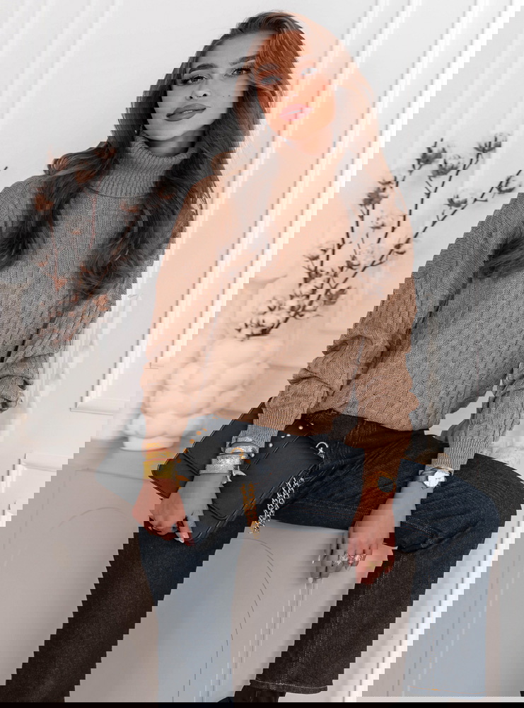 Sweter oversize z golfem Marjolein -...