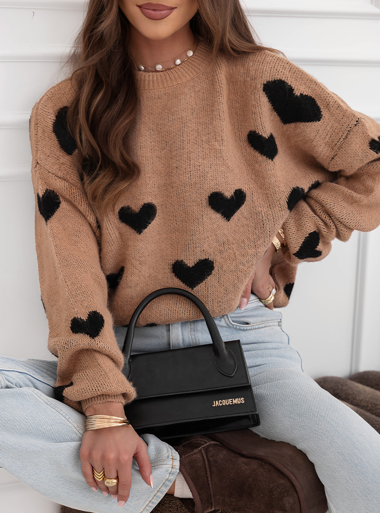 Sweter w serduszka Neffe - mocha mousse