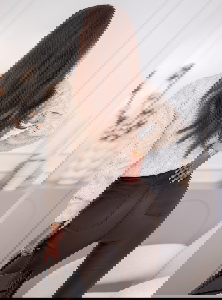 Beżowy sweter z półgolfem Ruthanne