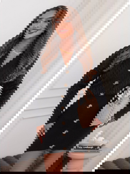 Czarna swetrowa sukienka z...