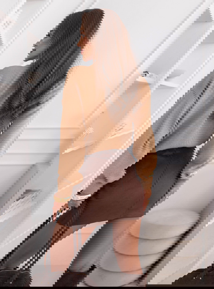 Sweter z ozdobnymi kwiatami Leahcim -...