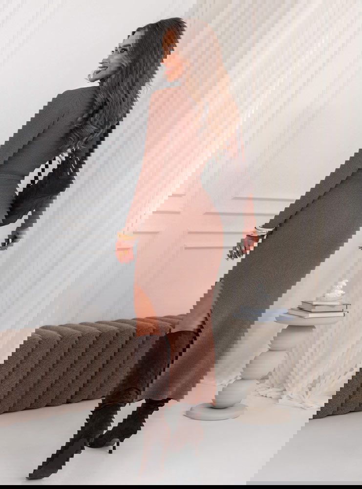 Prążkowany komplet bluzka i spódnica...