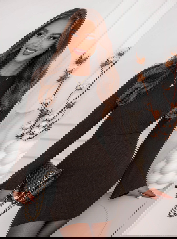 Czekoladowy prążkowany komplet bluzka...