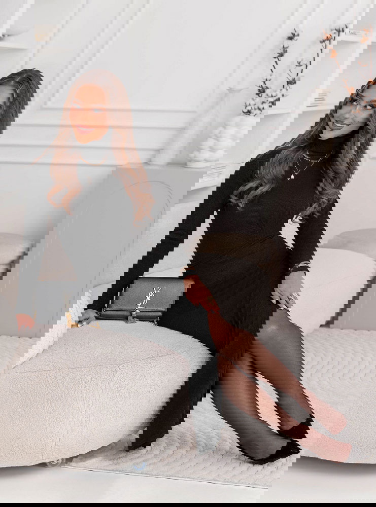 Czarny prążkowany komplet bluzka i...