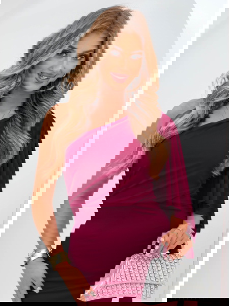 Bordowa sukienka na jedno...