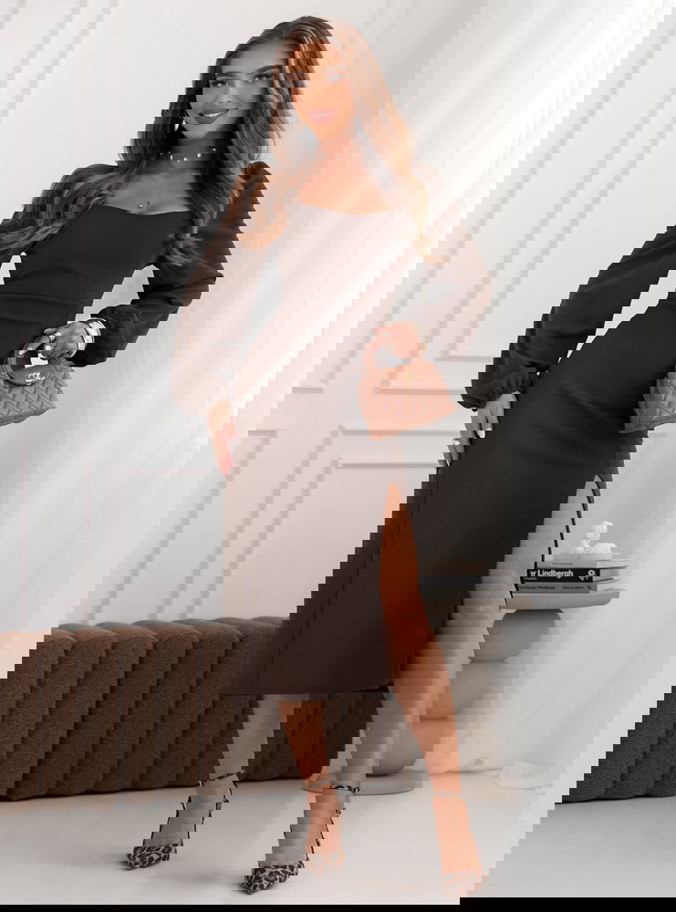 Czekoladowa sukienka z rozcięciem Cathey