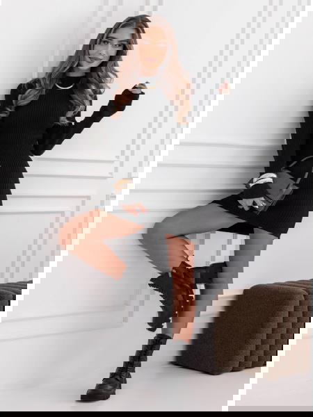 Czarna sukienka swetrowa z...