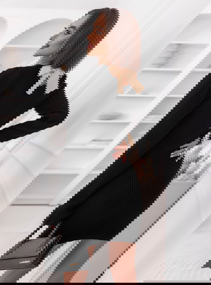 Czarna sukienka swetrowa z wiązaniem...