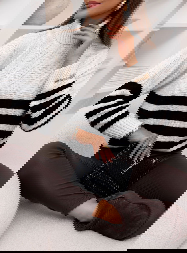 Sweter z golfem w paski Yousra - ecru