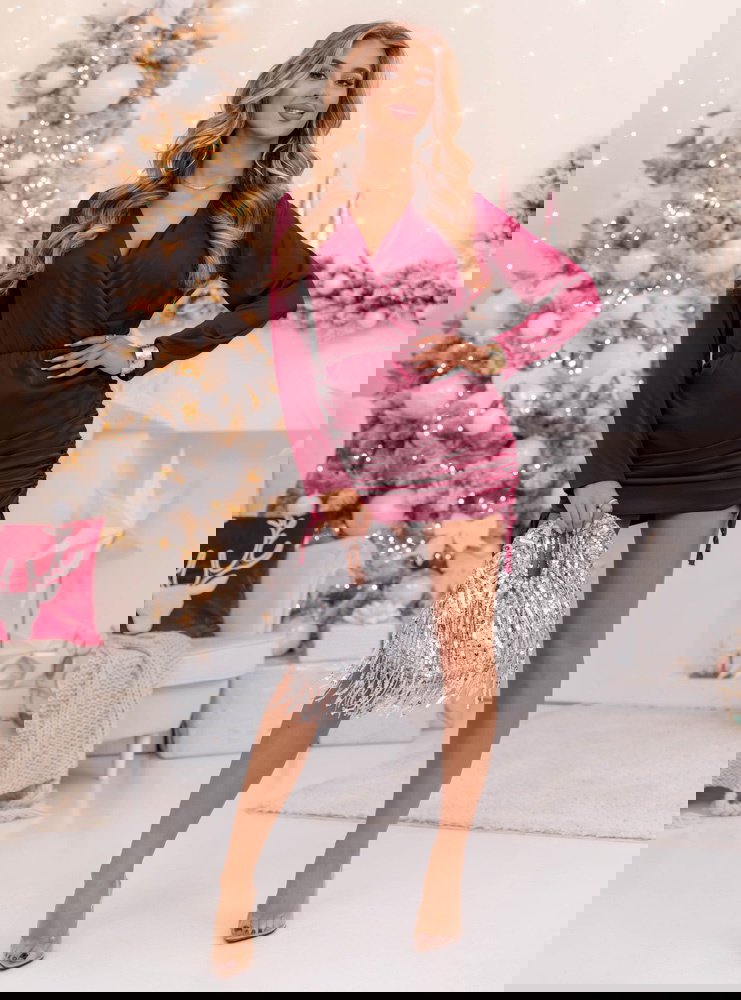 Bordowa satynowa sukienka ze...