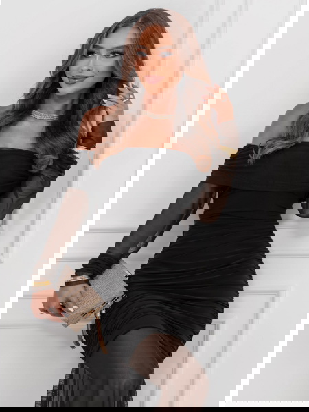 Czarna sukienka typu... 2