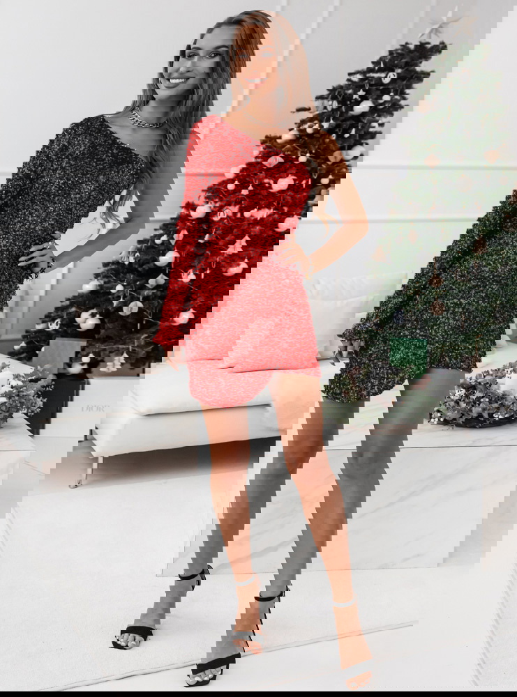 Malinowa cekinowa sukienka na jedno...