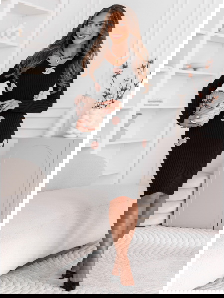 Czarna sukienka swetrowa z... 2