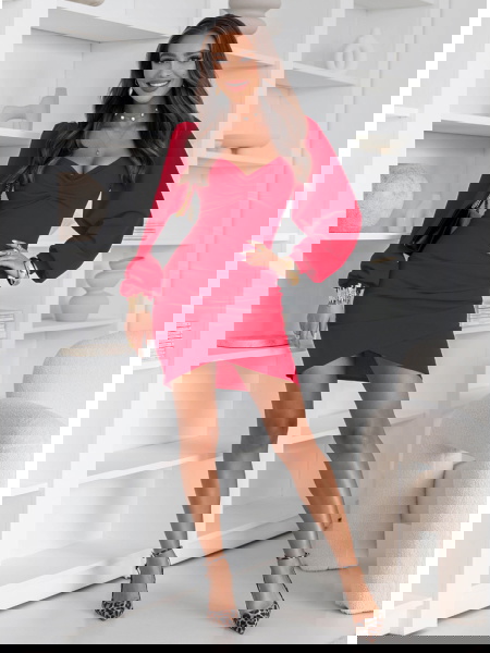 Malinowa sukienka z...