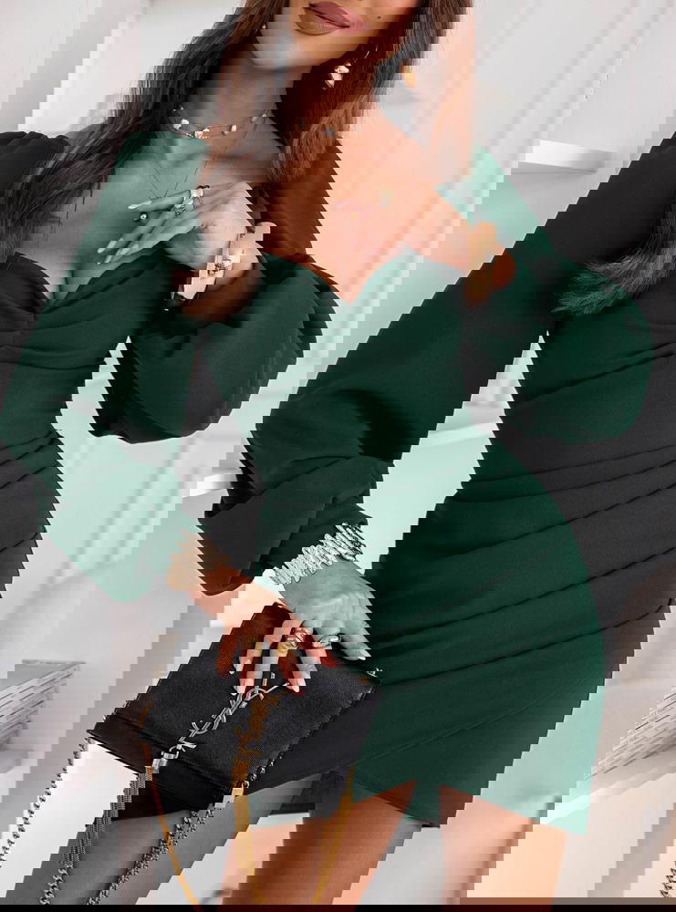 Sukienka z dekoltem w serce i...