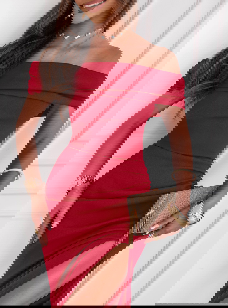 Malinowa długa dopasowana sukienka z...