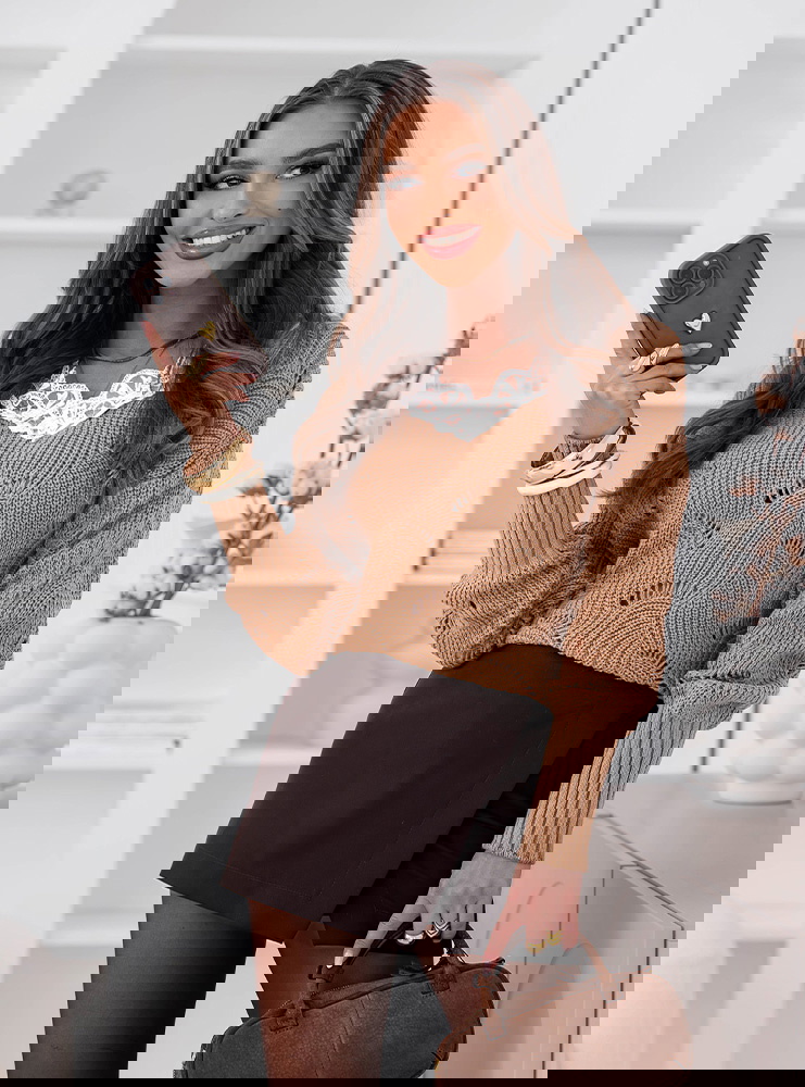 Sweter z ozdobną koronką Lashunta -...