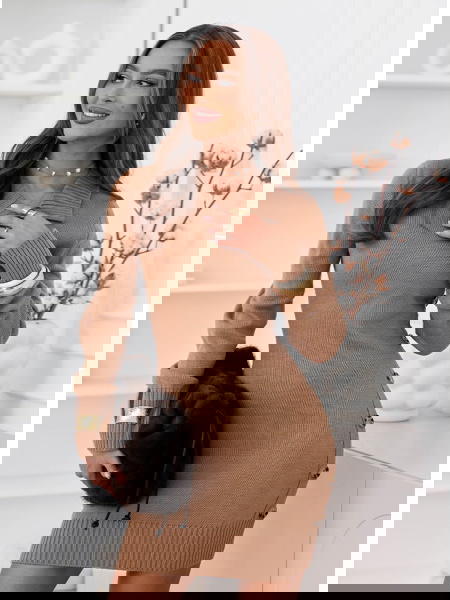 Swetrowa sukienka z...