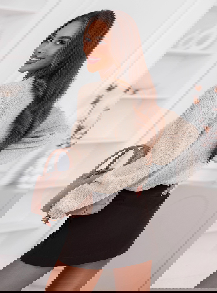 Beżowy sweter oversize Jodenee