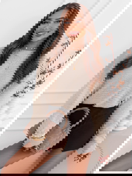 Beżowy sweter oversize Jodenee 2