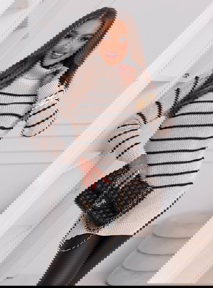 Beżowy sweter w paski Chrystallyn