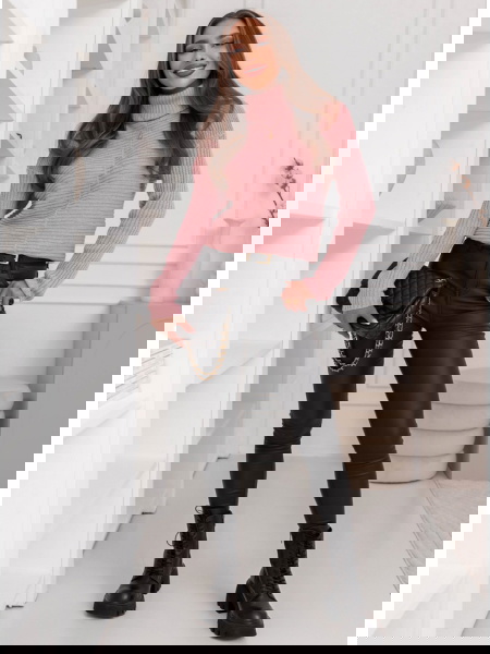 Pudrowy sweter z golfem... 2