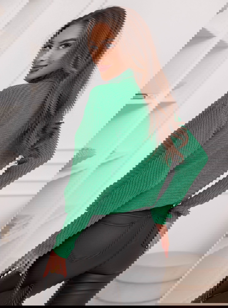 Zielony sweter z golfem Caylore