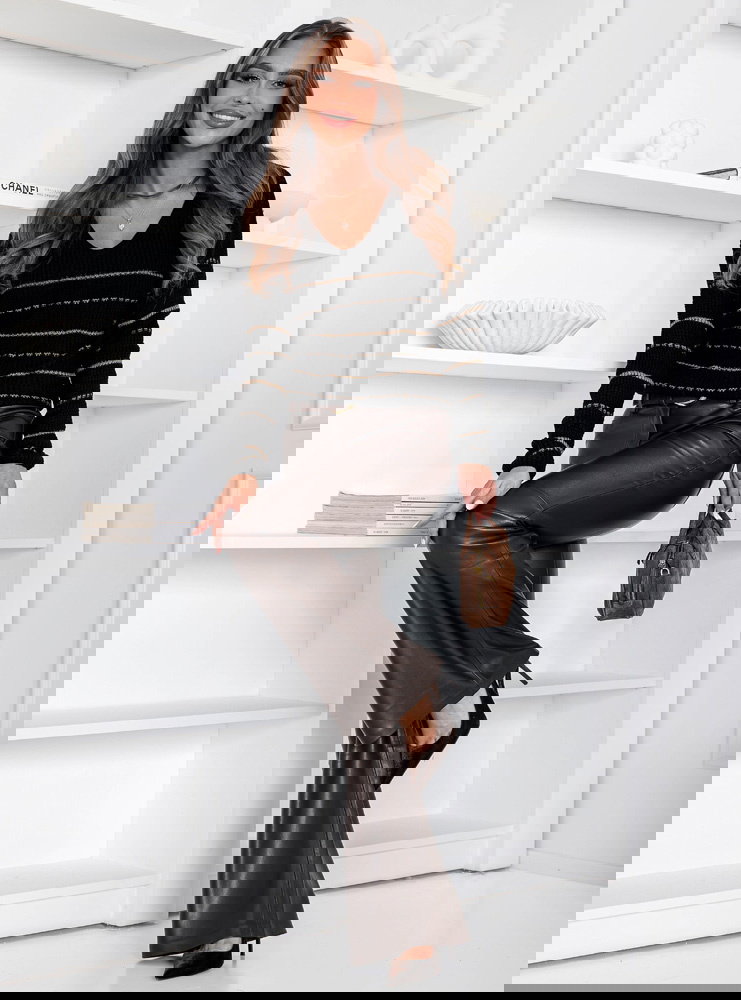 Czarny sweter w paski Rilliaa