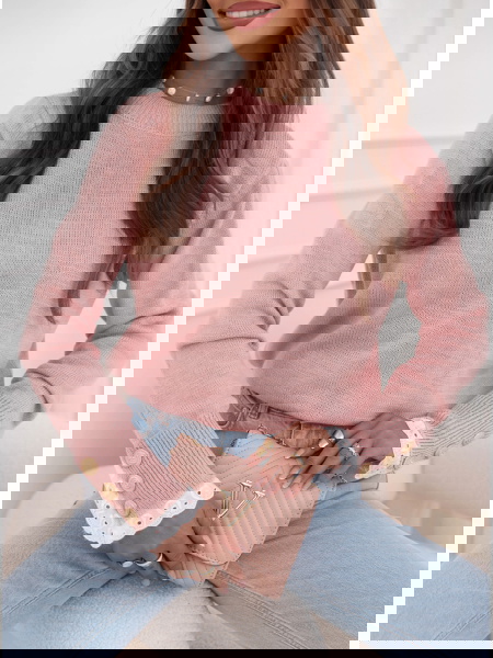 Pudrowy sweter z koronką na... 2