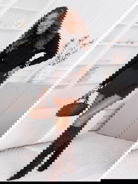 Czarny sweter z... 2