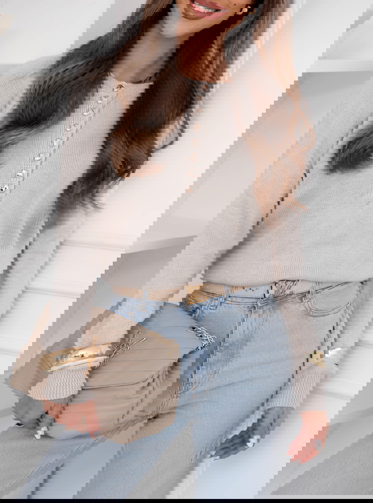 Beżowy sweter z guzikami Taurinaa