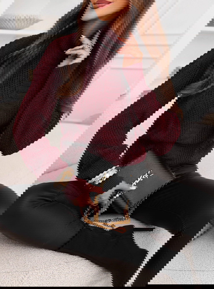 Bordowy sweter z golfem Debroah