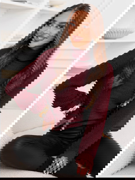 Bordowy sweter z golfem... 2