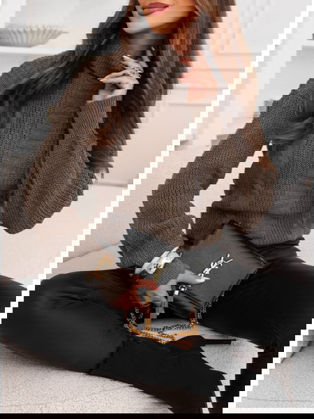 Czekoladowy sweter z golfem...