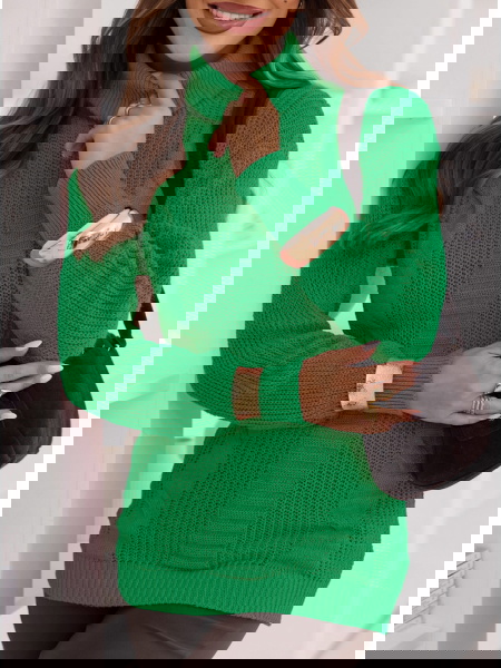 Zielony sweter z golfem...