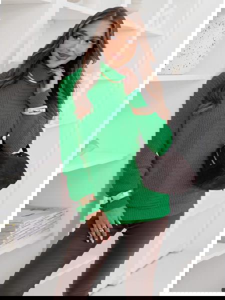 Zielony sweter z golfem... 2