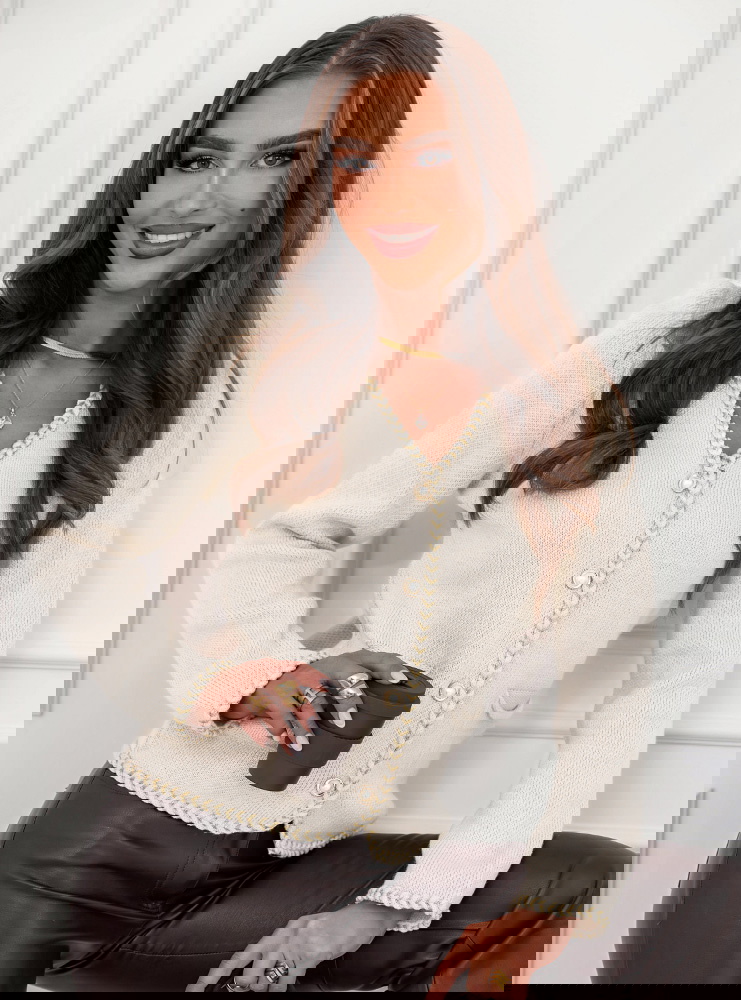 Sweter zapinany na guziki Latwina - ecru