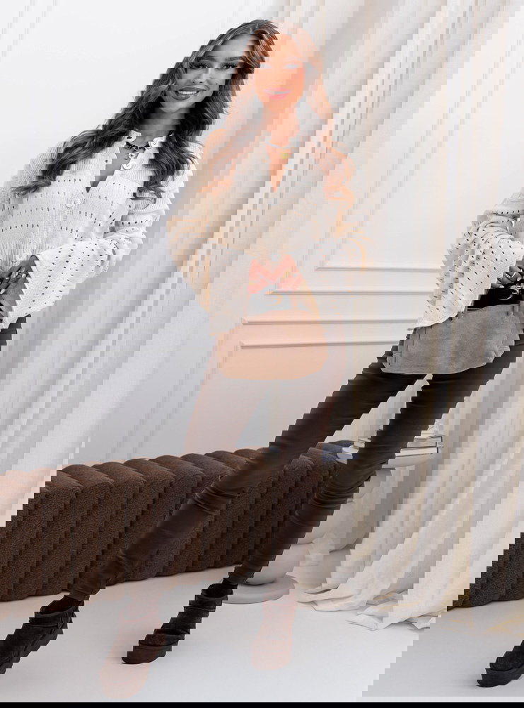 Sweter zapinany na guziki Jhovana - ecru