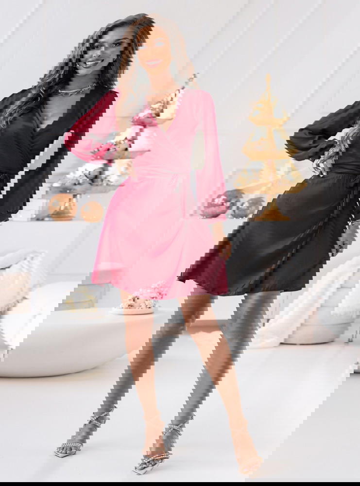 Bordowa satynowa sukienka przekładana...