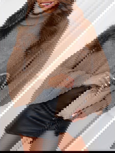 Sweter oversize z golfem...