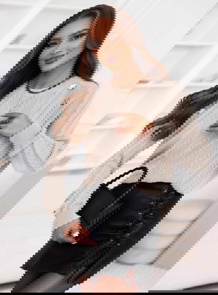 Beżowy sweter z ozdobnymi guzikami Rydia