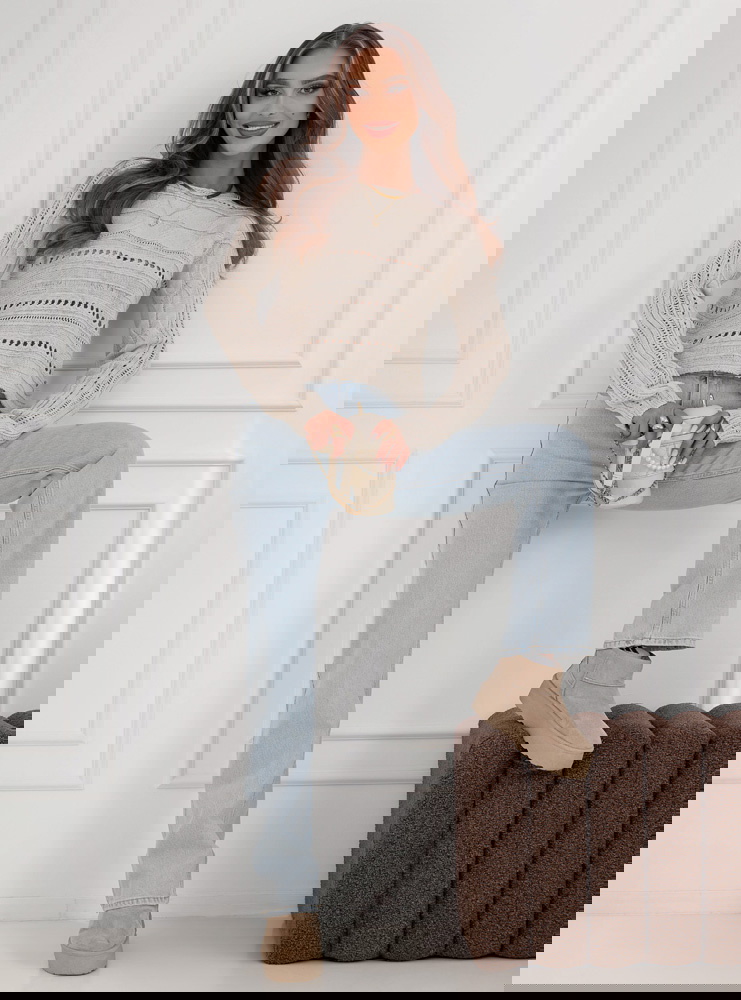 Beżowy sweter ażurowy Calandre