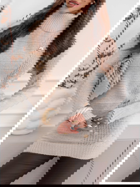 Beżowy sweter z ozdobnymi...