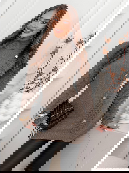 Czekoladowy sweter z... 2