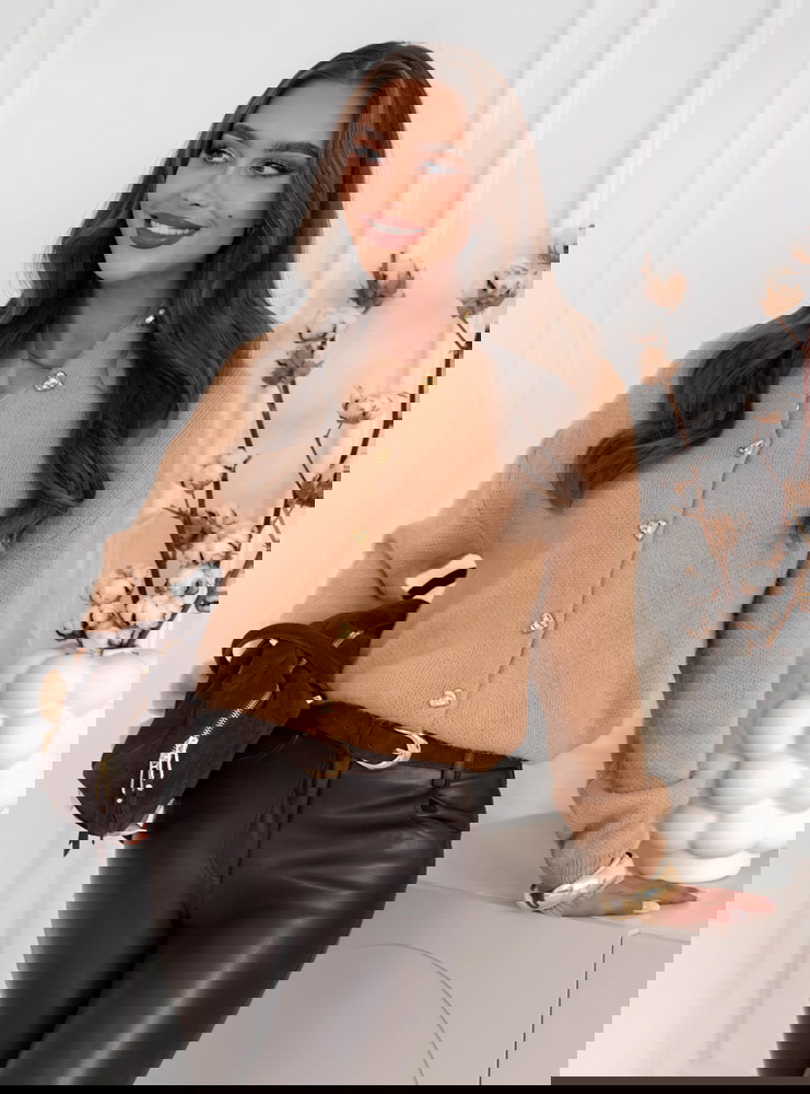 Sweter zapinany na guziki Jacquie -...