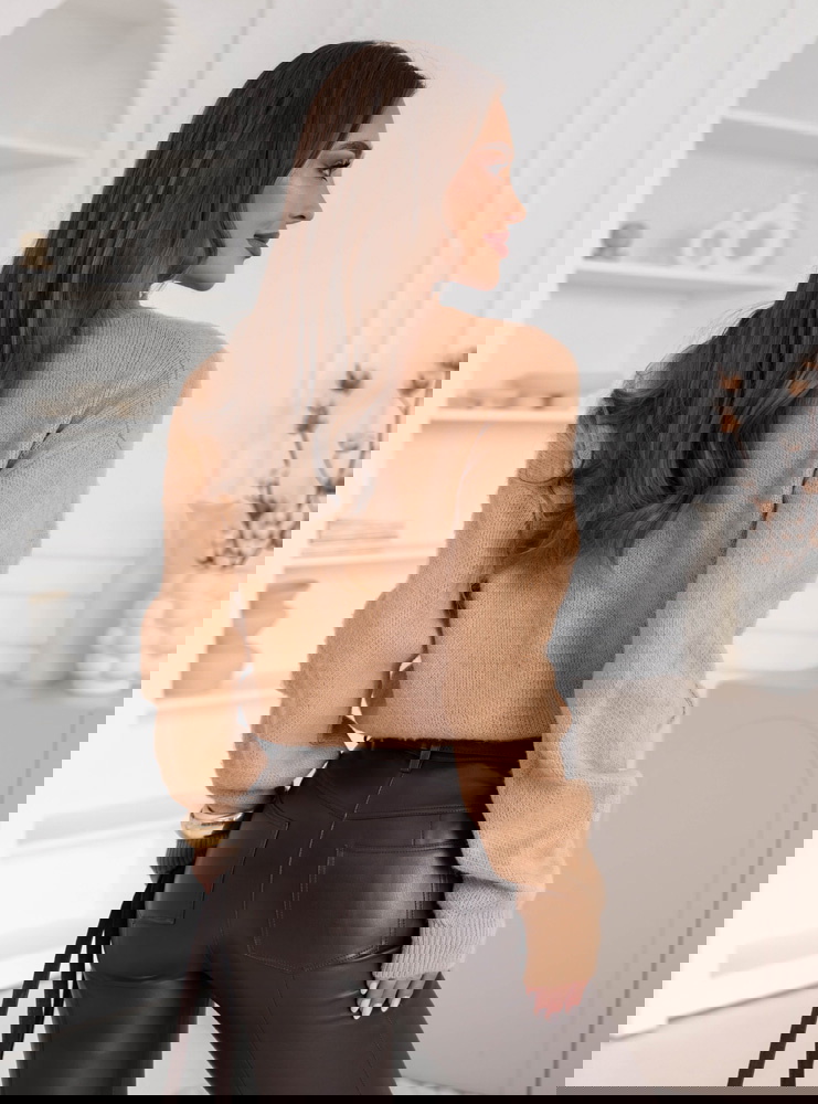 Sweter zapinany na guziki Jacquie -...